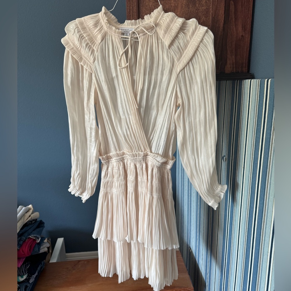 Current Air Cream Long Sleeve Dress